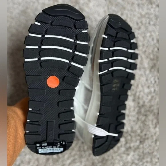 NWT Prada Size 5 Sneakers. - Picture 3 of 5